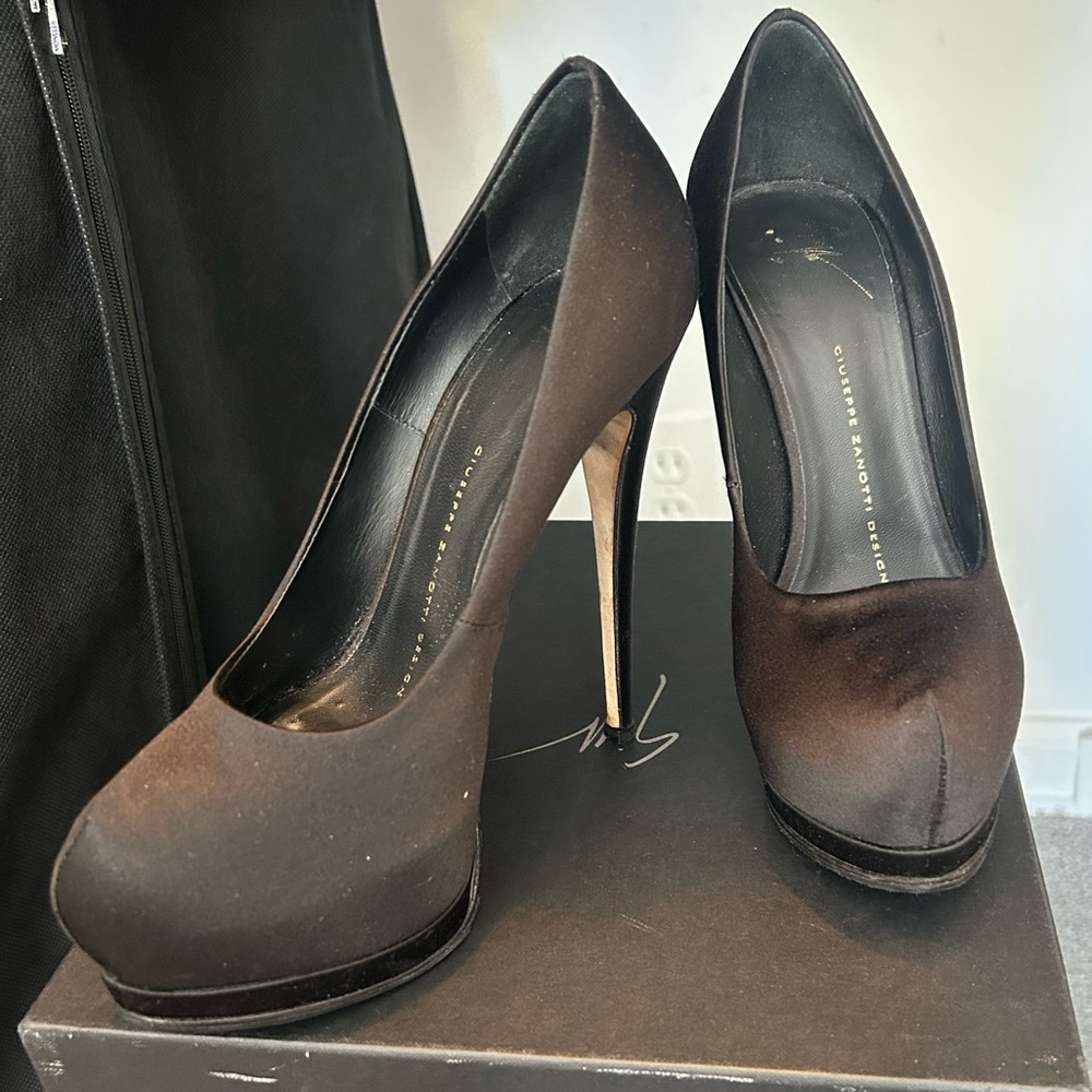 Giuseppe Zanotti Brown and Black Heels